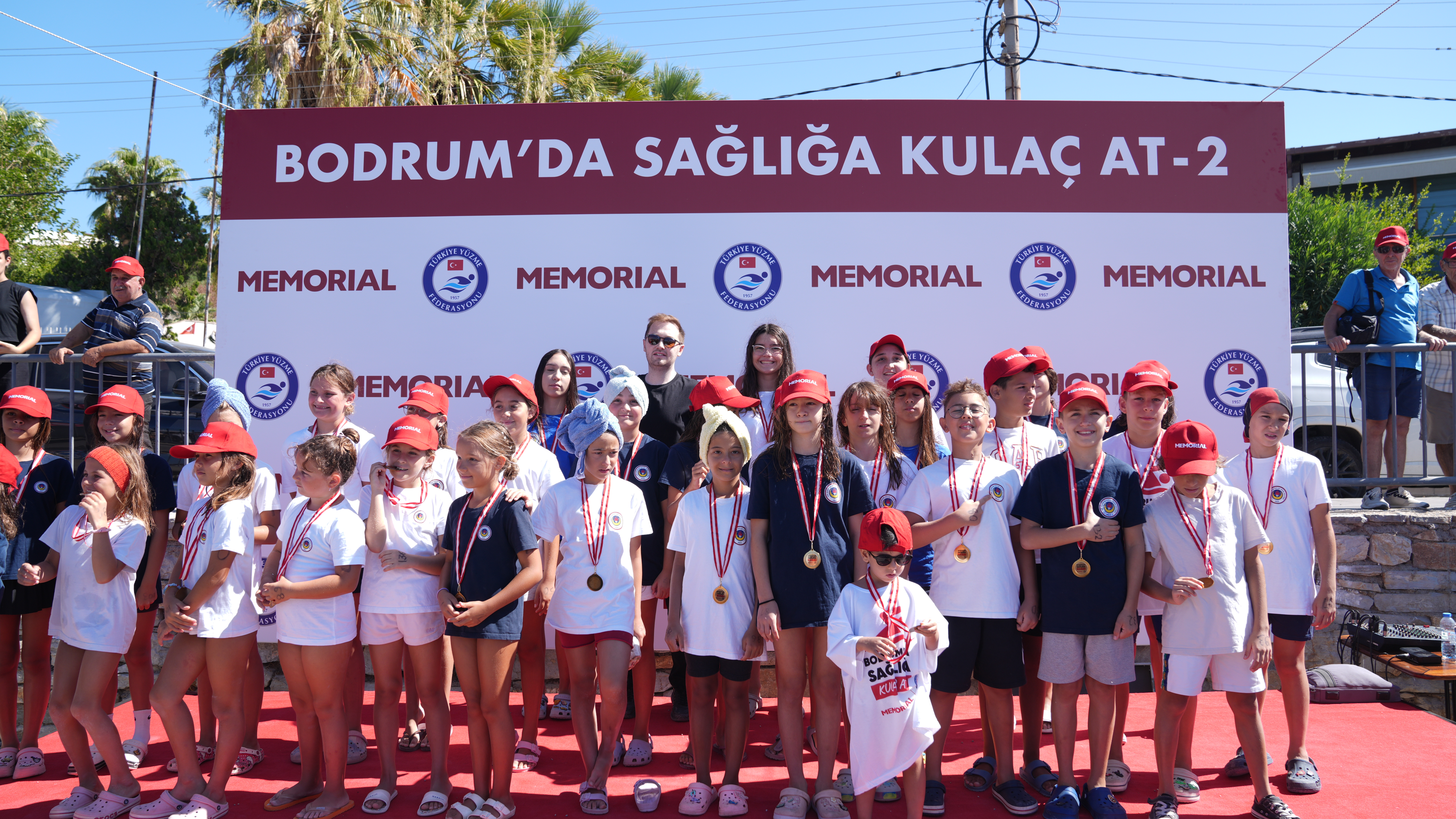 Memorial Sağlığa Kulaç At