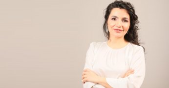 Kocaeli'nin ünlü doktoru kendi kliniğinde