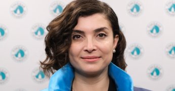 Yaşlılar konuşmuyor, şiddet görünmüyor