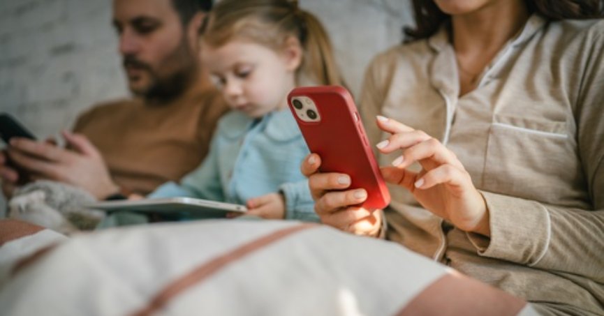 Ekranın Ötesindeki Tehlike